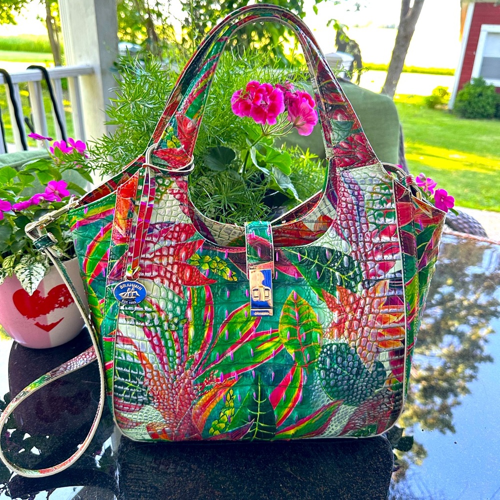 Brahmins small Carla satchel! Utopia Melbourne! premium leather,  with dust bag.